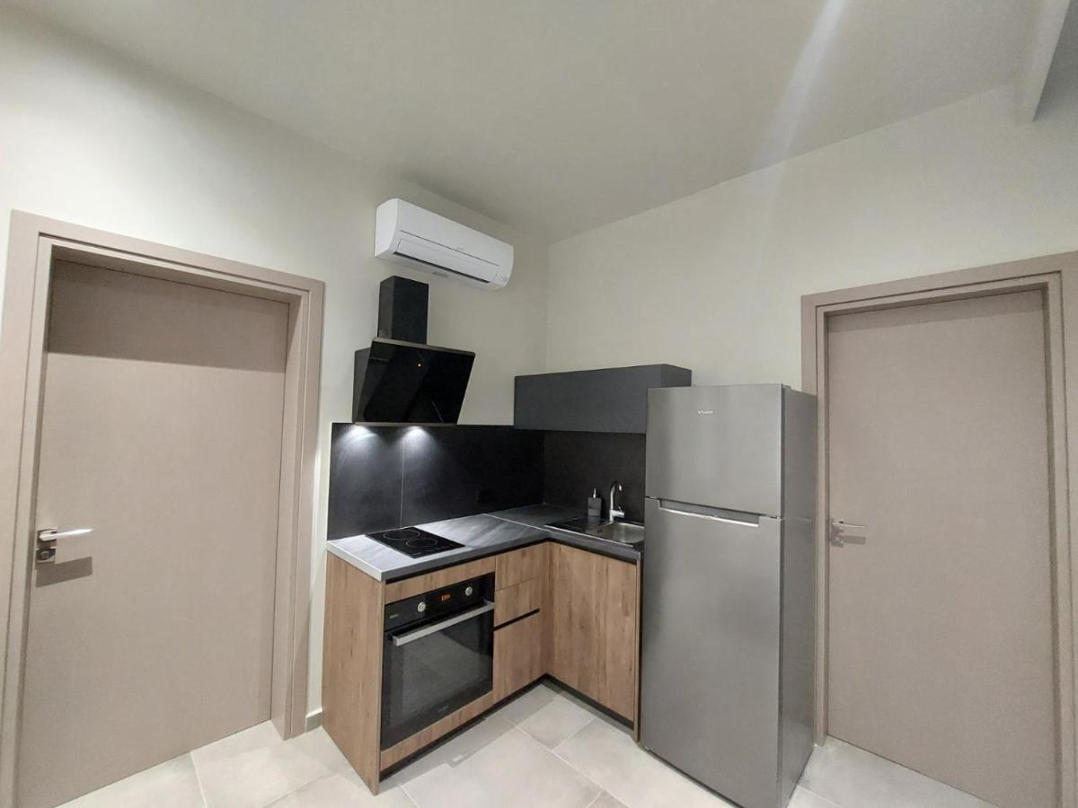 Rea'S Luxury Apartments Ступа Екстер'єр фото