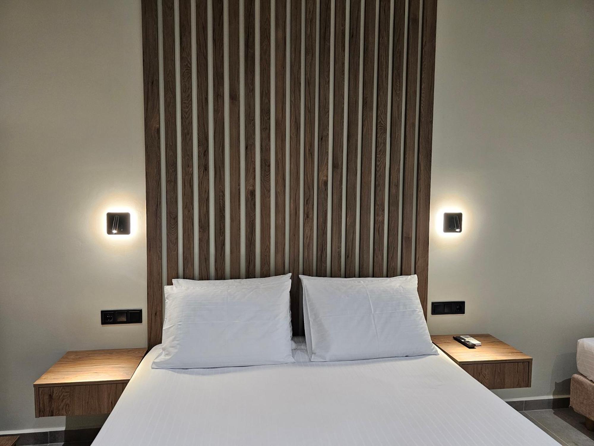 Rea'S Luxury Apartments Ступа Екстер'єр фото