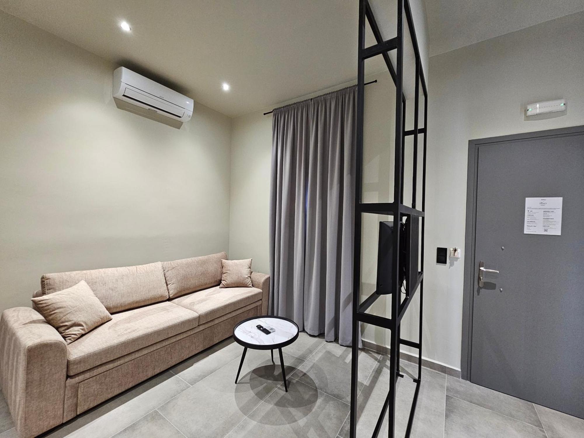 Rea'S Luxury Apartments Ступа Екстер'єр фото